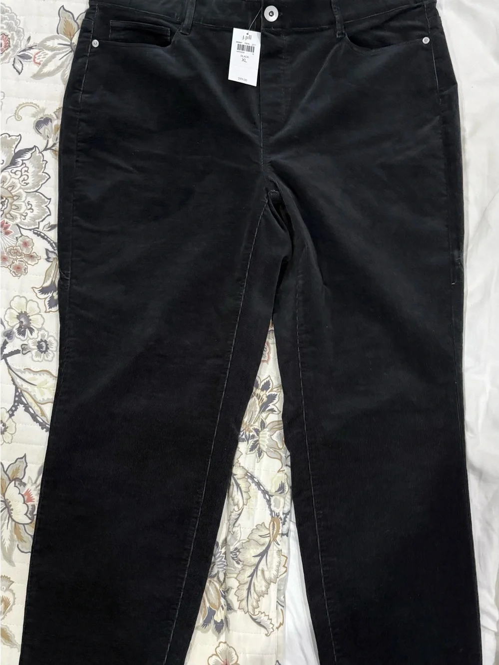 J Jill Black Women's pull up corduroy’s
